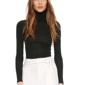 Club Monaco | Cashmere Wool Blend Turtleneck 🔥